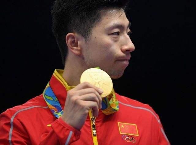 弗里克解锁巴萨复兴密码，欧冠生死战前的全面剖析