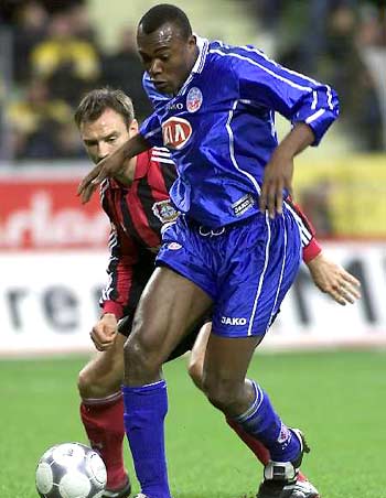 黄冈浠水：小小羽毛球拍 织就乡村共富梦