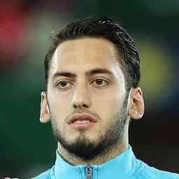 卢克·肖对曼联为其办300场仪式感到尴尬，不确定是否必要