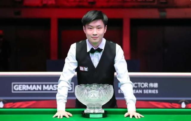 弗里克被迫在对阵贝蒂斯的比赛中调整进攻阵型