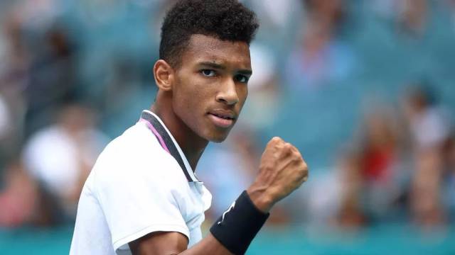 从而在比赛 从而在比赛